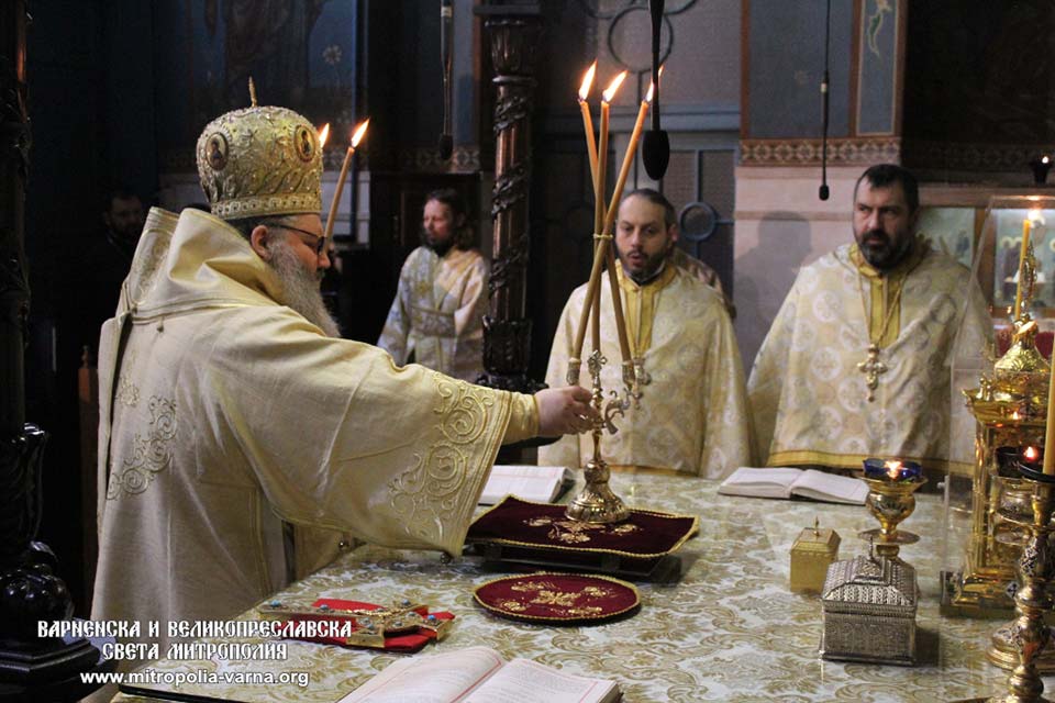 Архиерейска света Литургия на Неделя Православна - Тържество на Православието - 1