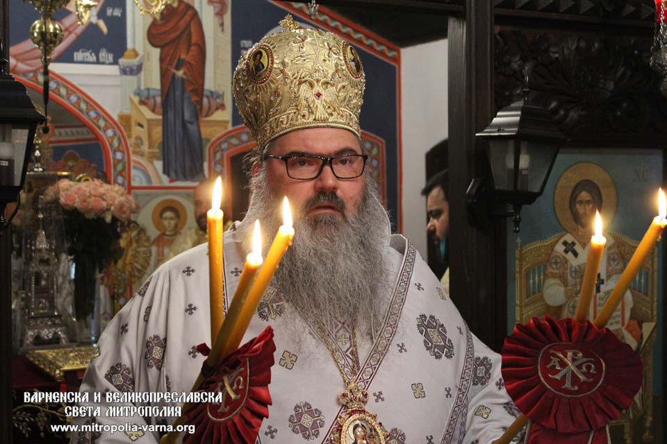 Божествена света Литургия в манастира 'Св. св. Константин и Елена' - 1
