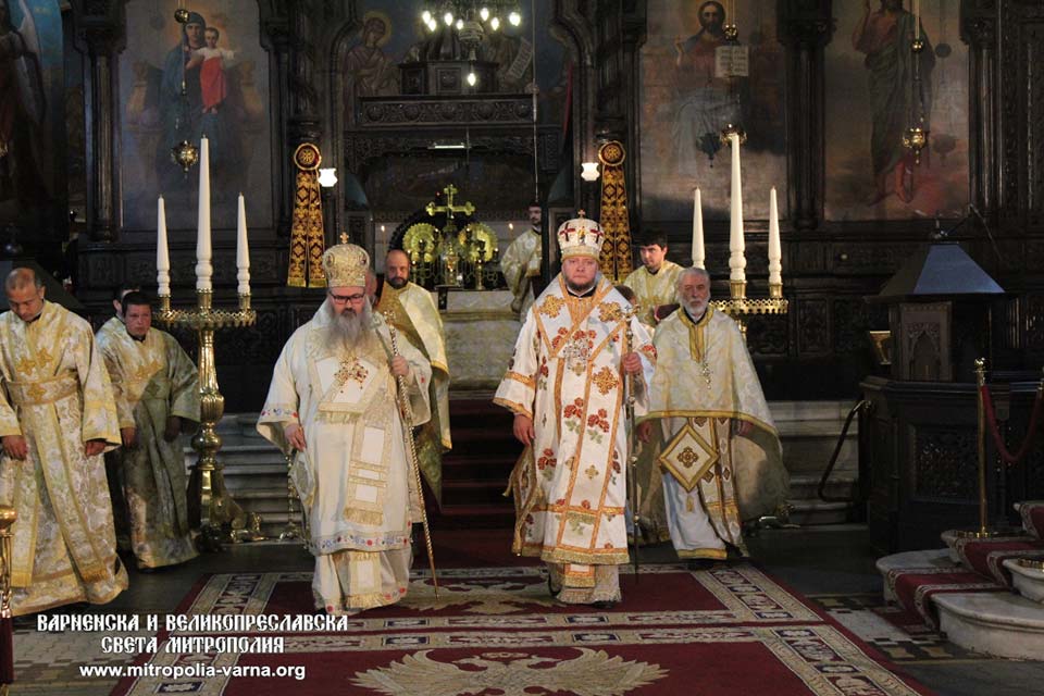 Архиерейска света Литургия в Неделя на Всички български светии - 1