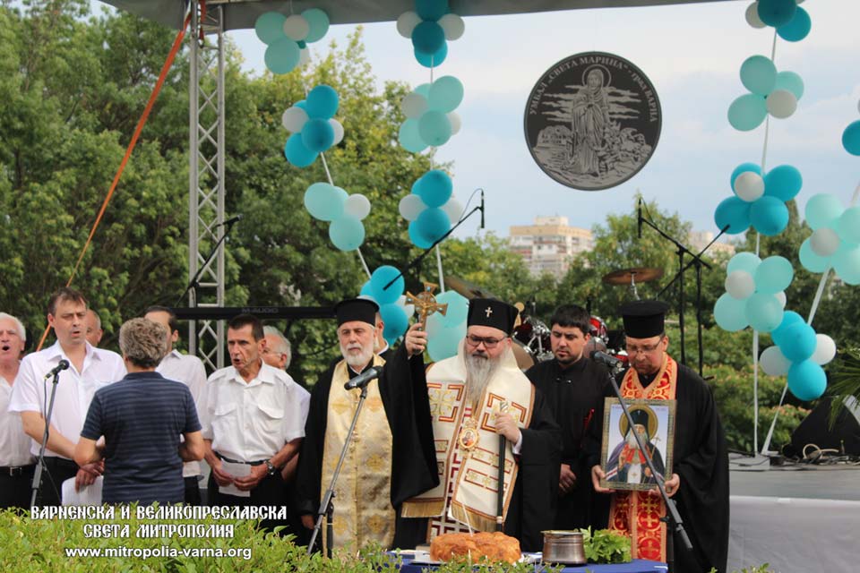 Водосвет и пренасяне на икона на свети Лука Симферополски в УМБАЛ 'Света Марина' - Варна - 1