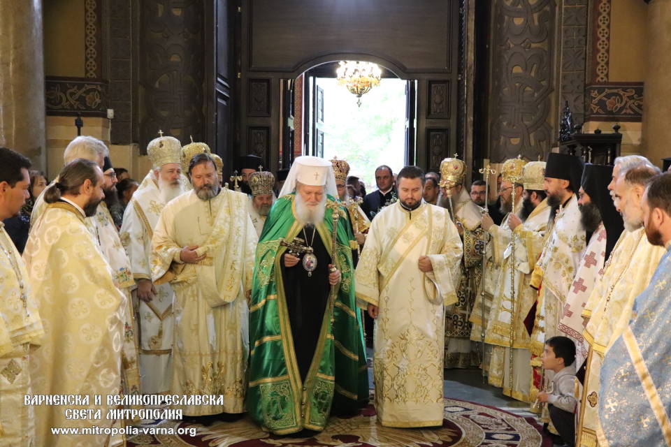 Негово Светейшество посети пределите на Варненска и Великопреславска епархия по повод честването на 1125-годишнината от Преславския църковно-народен събор - 1